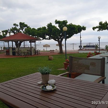 Evoikos Beach & Resort ลิวานาไต ภายนอก รูปภาพ