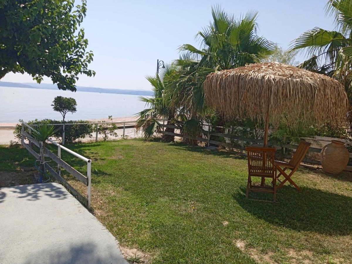 Evoikos Beach & Resort ลิวานาไต ภายนอก รูปภาพ