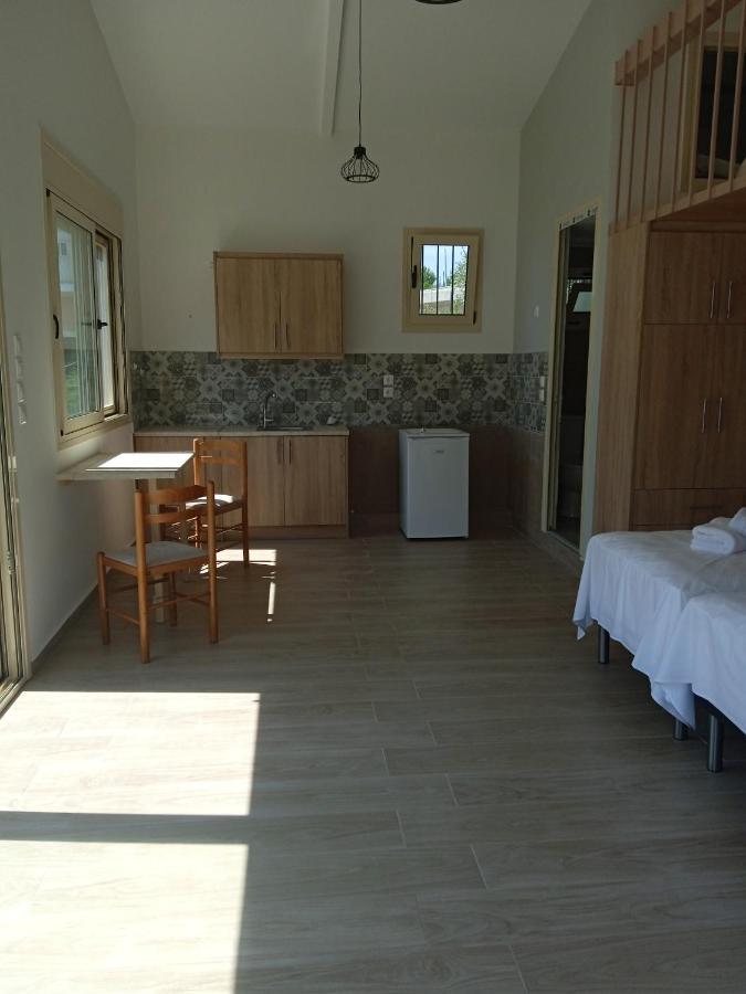 Evoikos Beach & Resort ลิวานาไต ภายนอก รูปภาพ