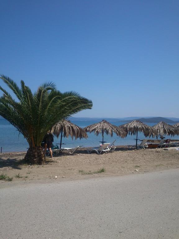 Evoikos Beach & Resort ลิวานาไต ภายนอก รูปภาพ