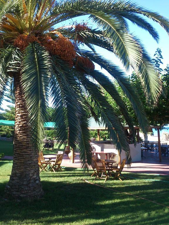 Evoikos Beach & Resort ลิวานาไต ภายนอก รูปภาพ